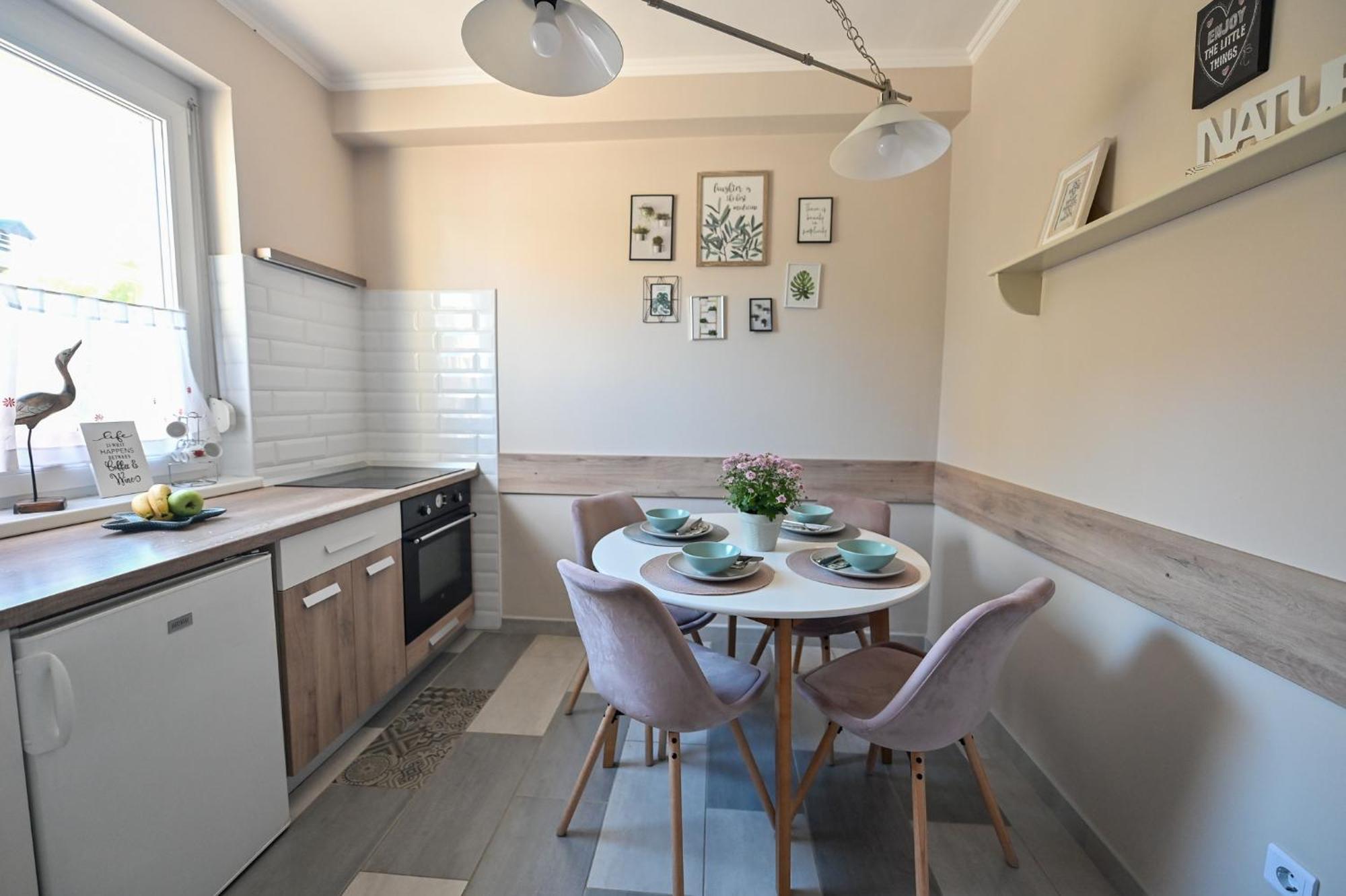 Bellavista 1 Apartman Eger Bagian luar foto